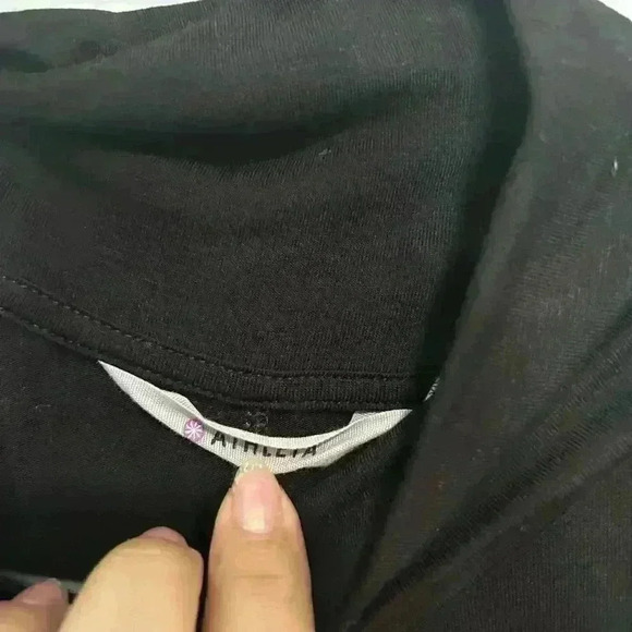 ATHLETA Outbound Tank Top Size M Black Turtle Neck Sleeveless Long - Picture 2 of 4